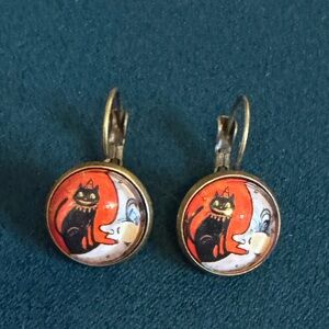 Retro Cat & Moon Earrings - Orange and Black
